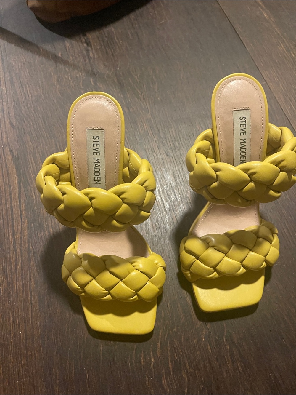 Steve Madden Braided Double-Strap stiletto Slide Sandals in Yellow -Size 6M